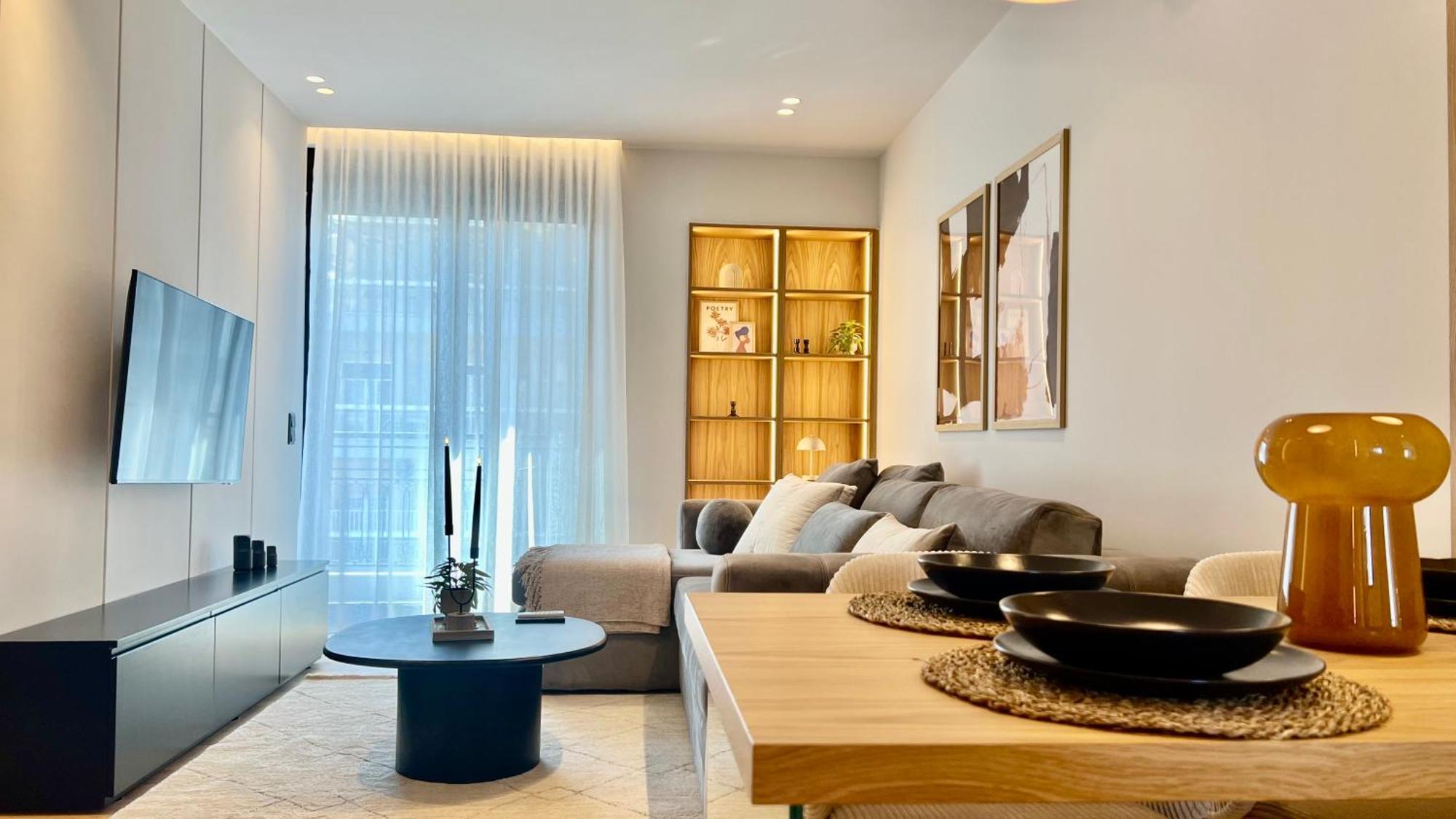 Apartment The First By 22