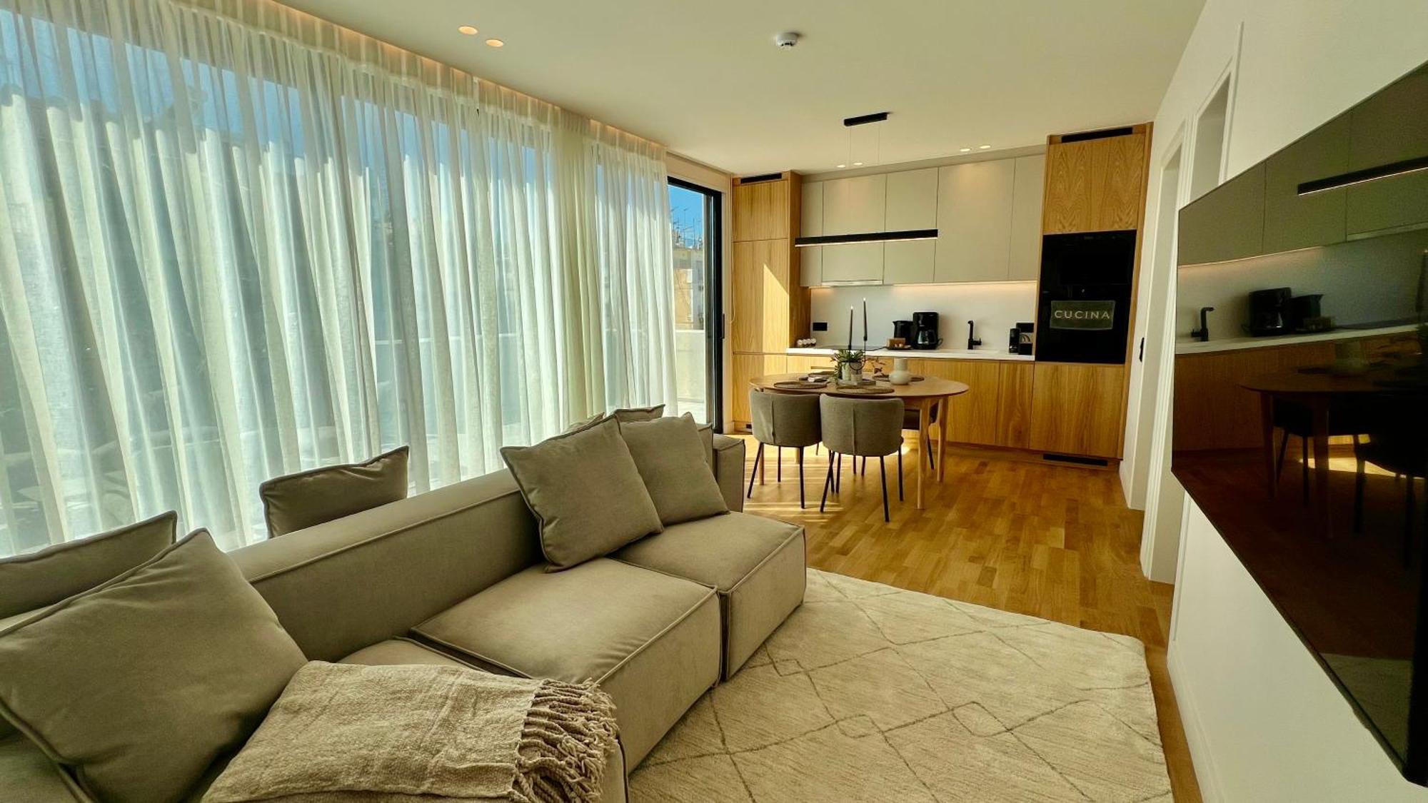 The First By 22 Apartment Piraeus