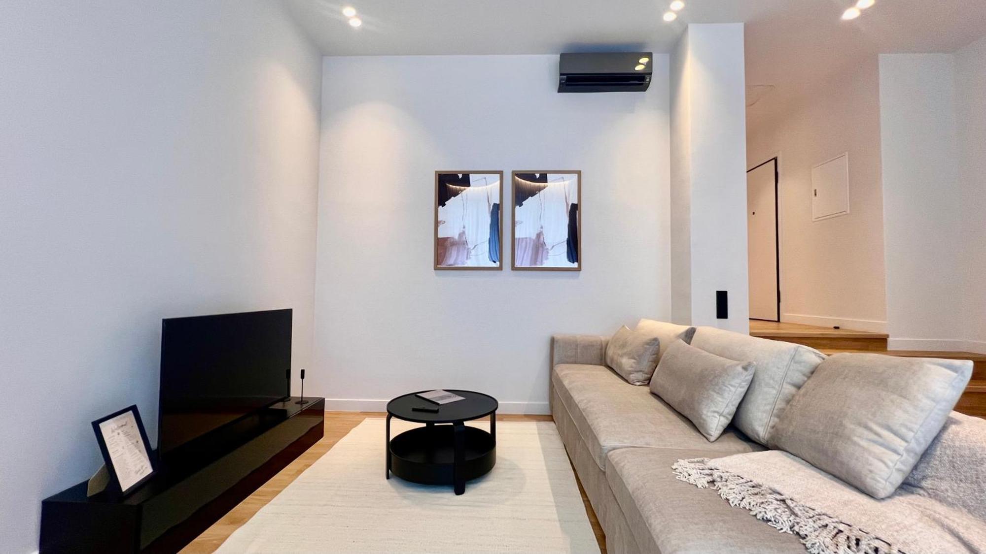 The First By 22 Piraeus