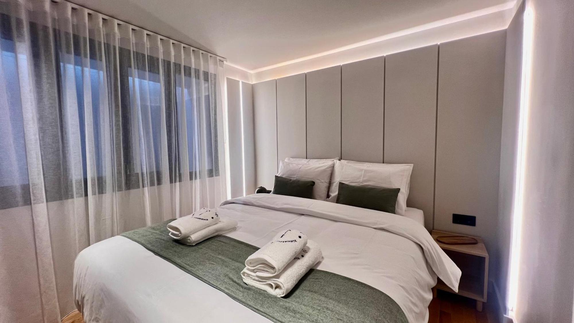The First By 22 Apartment Piraeus